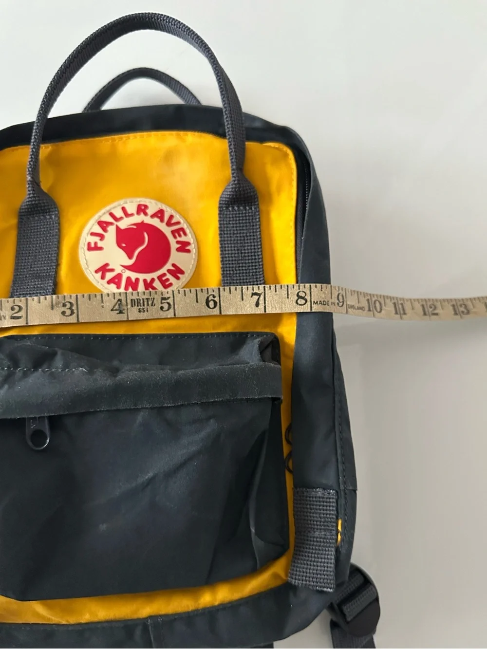 Fjällräven Kănken Mini Backpack Yellow Gray Scandinavian Outdoor Bag